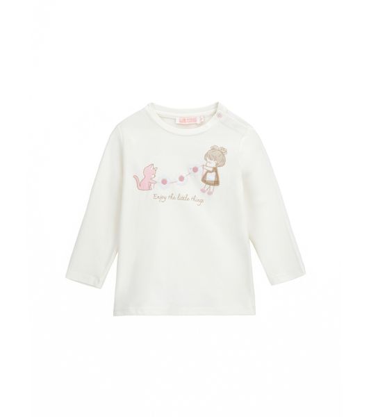 T-SHIRT WITH APPLICATION