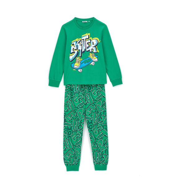 PAJAMAS WITH PRINTS
