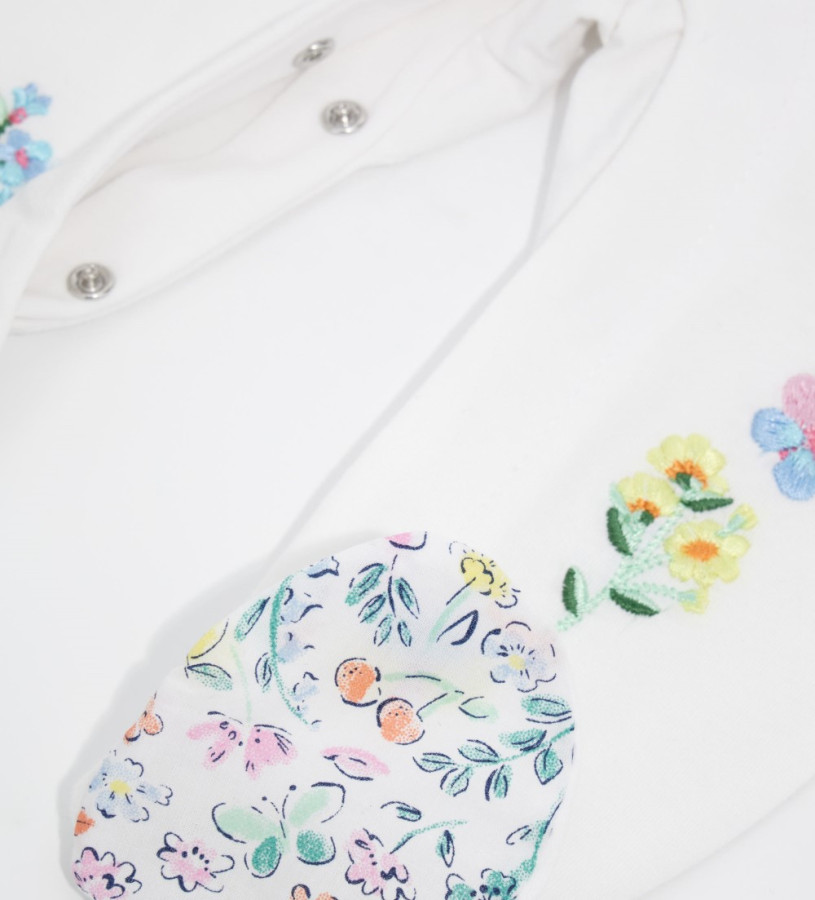 Newborn - Onesie with embroidery